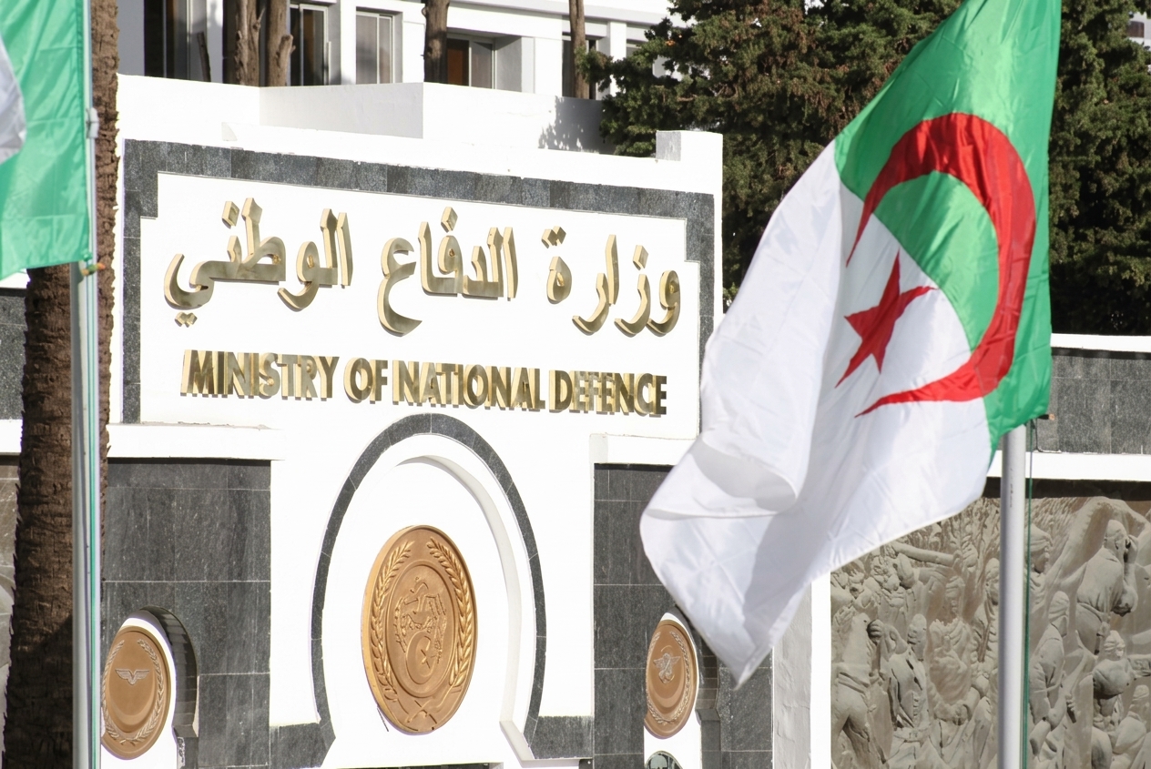 تنصيب العميد نور الدين معاش مديرًا مركزيًا لأمن الجيش