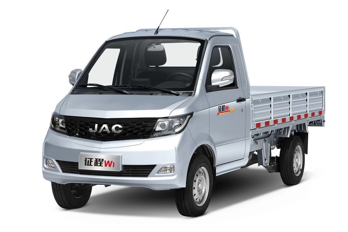 شركة “JAC” تعلن فتح الطلبات على تشكيلتها من المركبات النفعية