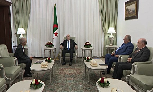 رئيس الجمهورية يستقبل رئيس أساقفة الجزائر