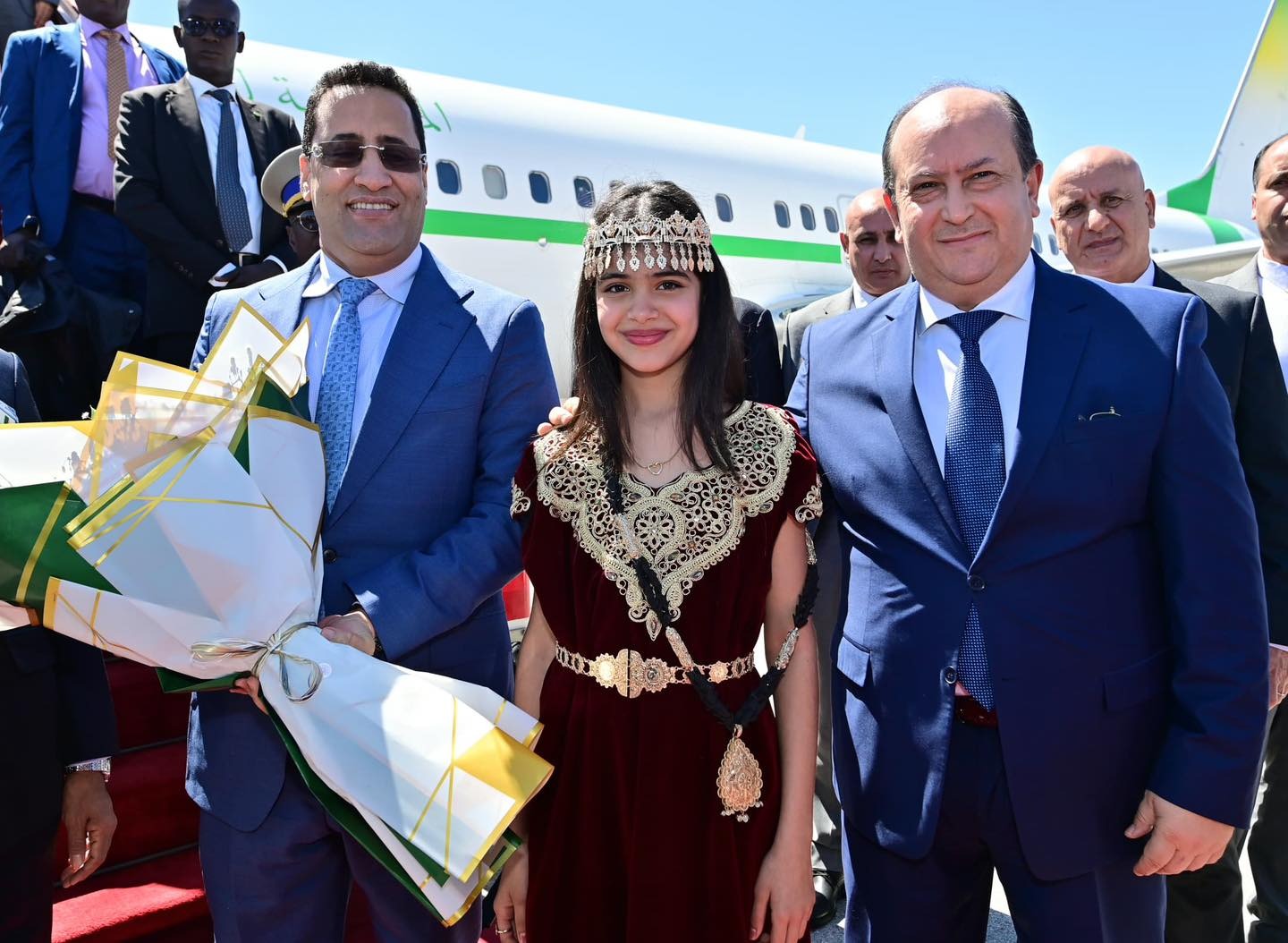 الوزير الأول يستقبل نظيره الموريتاني المختار الذي يحل بالجزائر في زيارة رسمية
