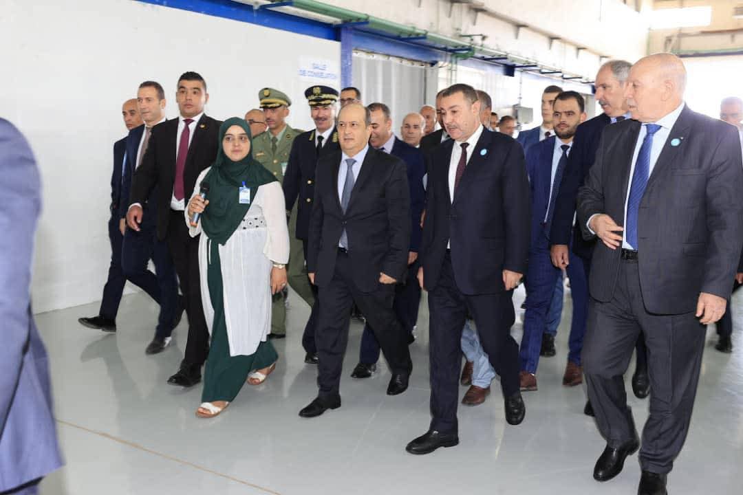 بتكليف من رئيس الجمهورية، الوزير الأول في زيارة عمل وتفقد إلى ولاية الشلف