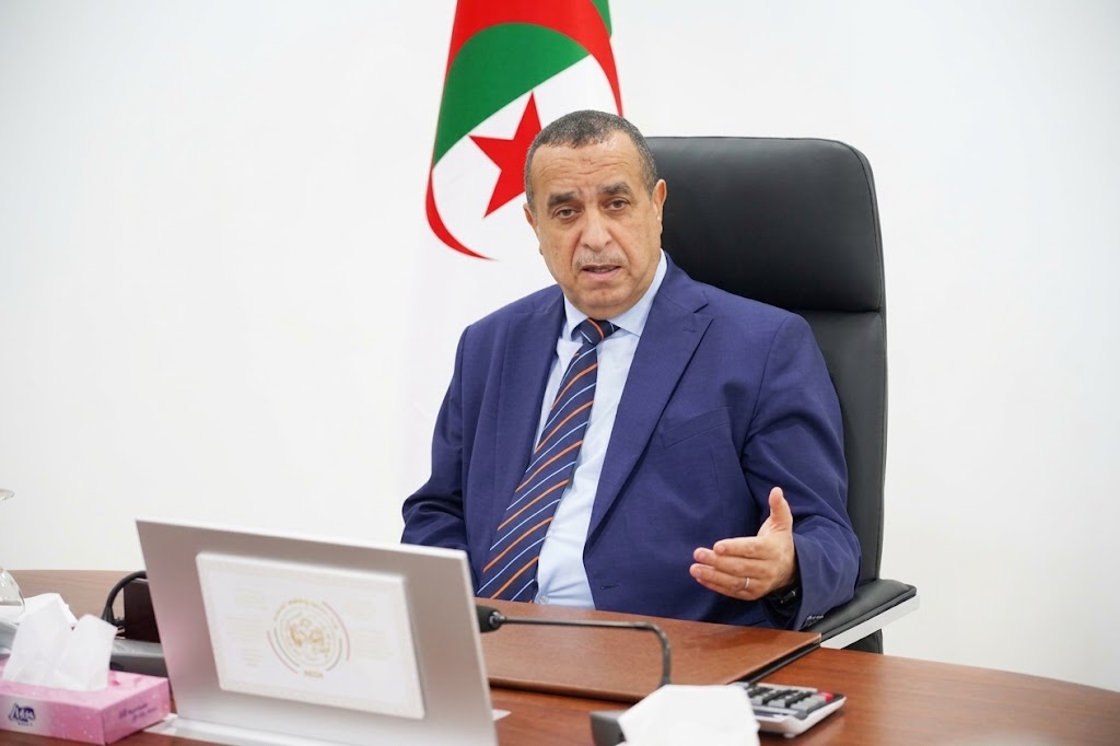 عجال يفتح ملف التوسع الطاقوي الجزائري في إفريقيا