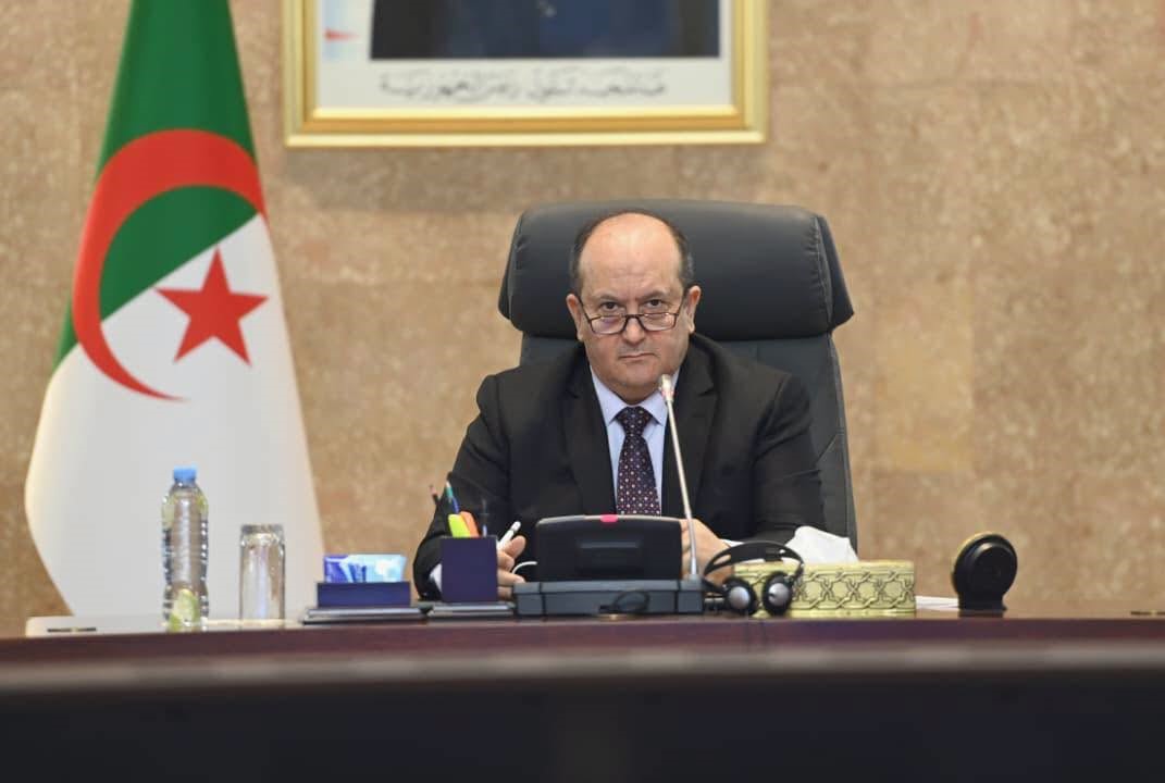 سيفي غريب يترأس اجتماعا للحكومة…ملفات مهمة على الطاولة