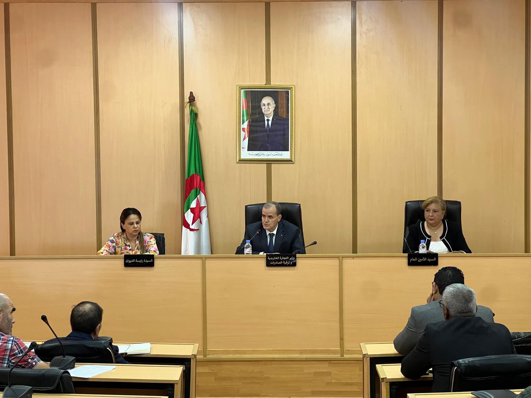 دخول عدد من العلامات العالمية الجديدة للألبسة والأحذية إلى السوق الوطنية خلال الأسابيع القادمة