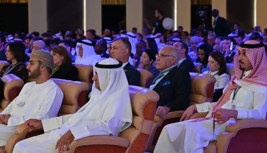 انطلاق أشغال منتدى دافوس في الرياض بمشاركة عطاف