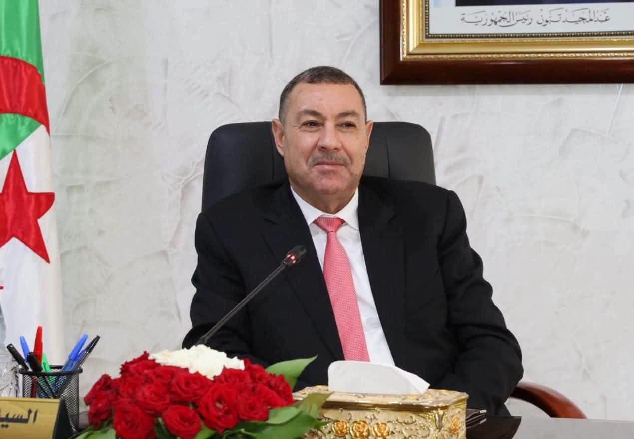 وزير الداخلية يأمر بتكثيف الجهود للتصدي لظاهرة الهجرة غير الشرعية