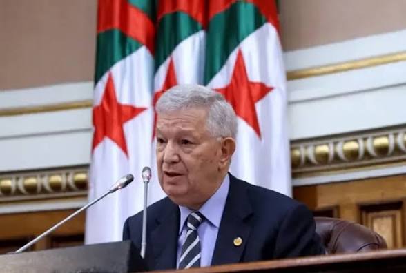 نقل تحيات رئيس الجمهورية إلى نائبة الرئيس الأوغندي عبر ناصري