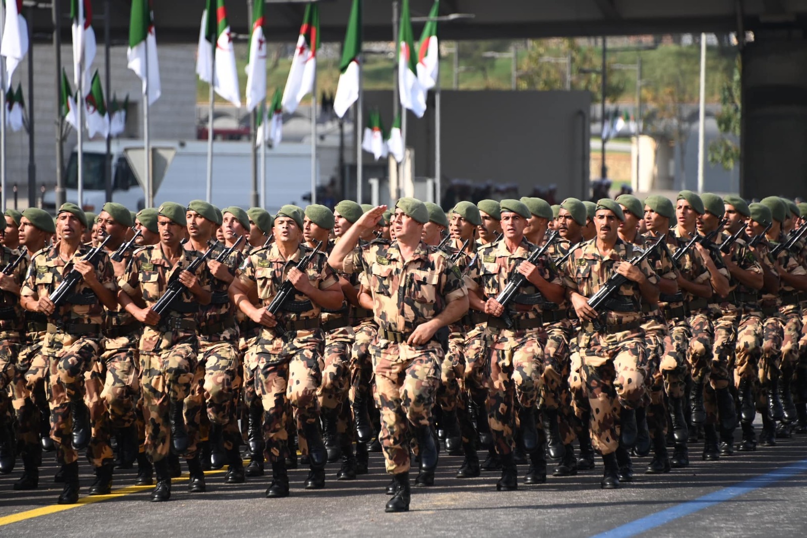 وزارة الدفاع الوطني: إنطلاق التسجيلات الخاصة بفئة رجال الصف المتعاقدين