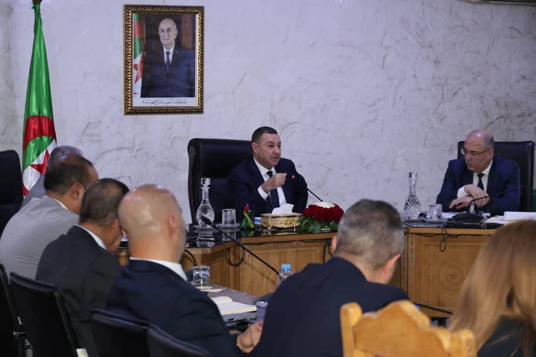 توجيهات لتعزيز جهود تحسين خدمات النقل بالسكك الحديدية ومواكبة النقل البحري للسلع والبضائع