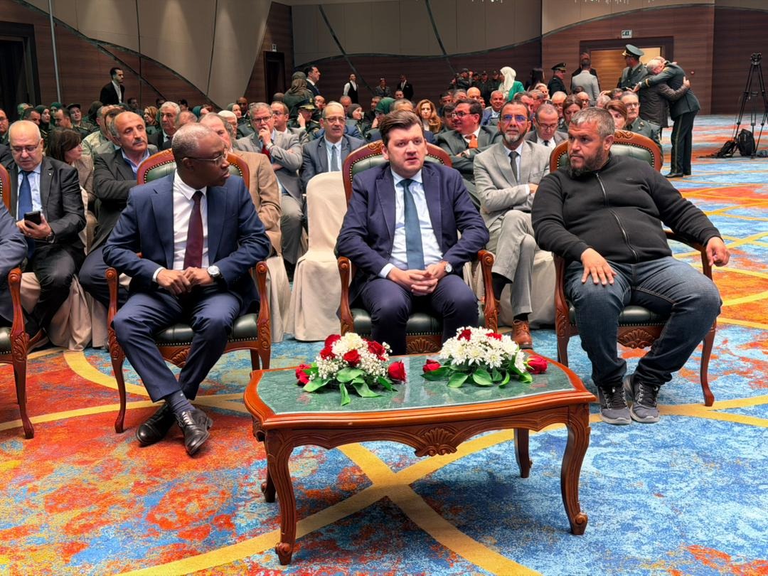 وزير الفلاحة يشرف على تكريم الفاعلين المساهمين في إنجاح حملة التشجير الكبرى