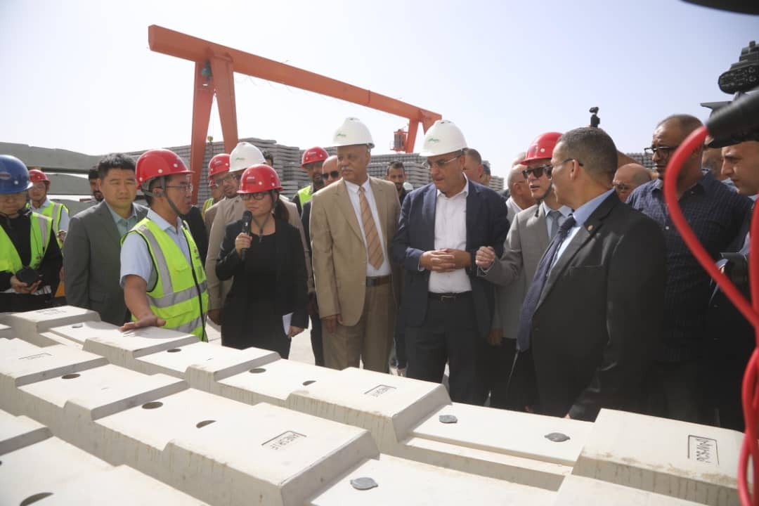جلاوي يتفقد مشروع السكة الحديدية الرابط بين بشار- تندوف – غار جبيلات
