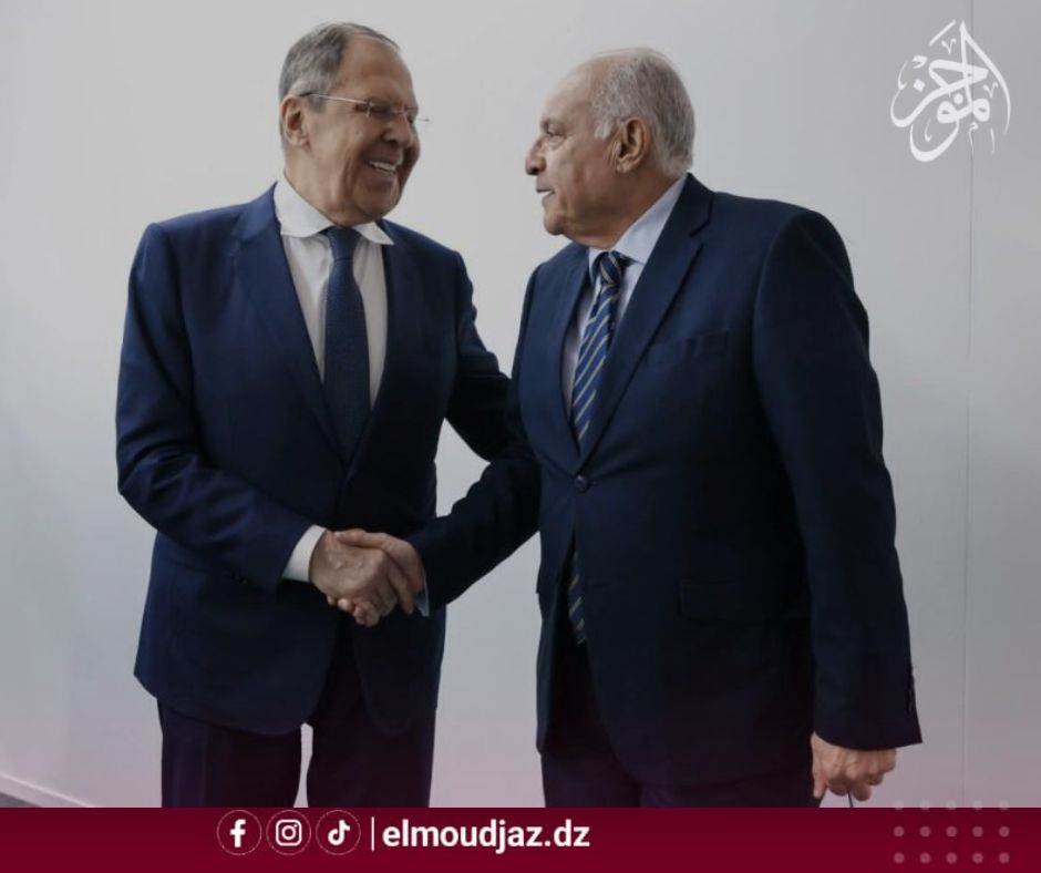 عطاف يجري محادثات ثنائية مع نظيره الروسي سيرغي لافروف