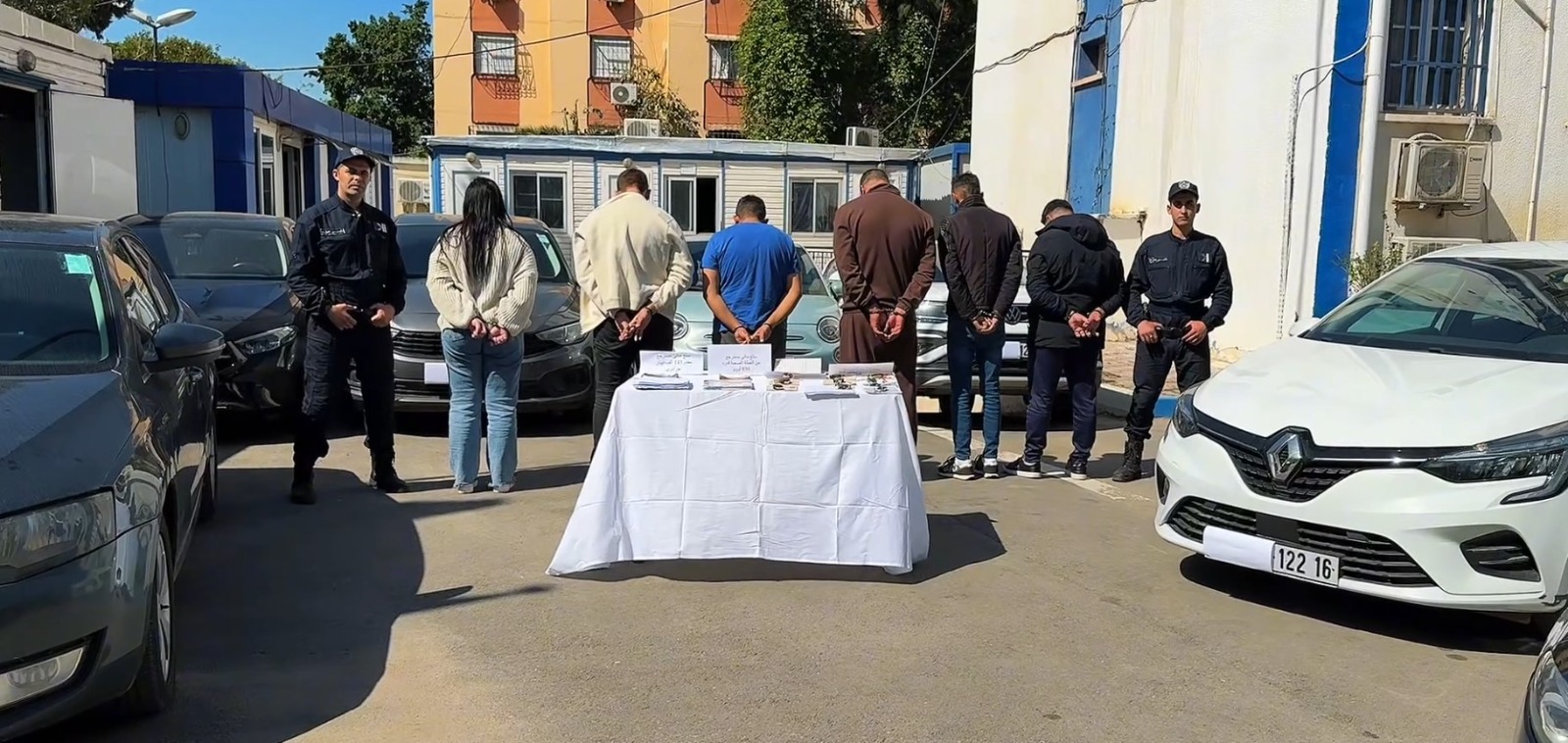 العاصمة: تفكيك شبكة إجرامية منظمة واسترجاع 11 مركبة مسروقة