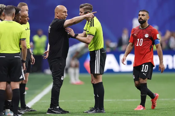أبوريدة يُقدم شكوى رسمية للفيفا ضد حكم مباراة مصر والأرجنتين بكأس العالم 2026