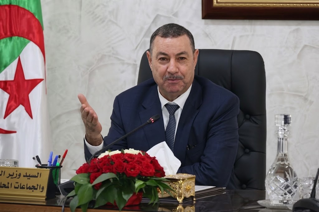 سعيود يأمر بتسريع معالجة اختلالات نظام ترقيم المركبات