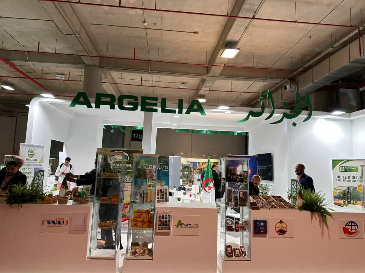 إقبال ملحوظ على الجناح الجزائري بمعرض “فروت أتراكشن” بمدريد