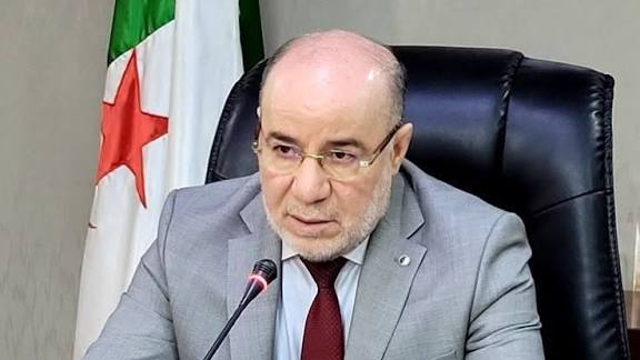 وزير الشؤون الدينية يعزي عميد مسجد باريس الكبير في وفاة نجله