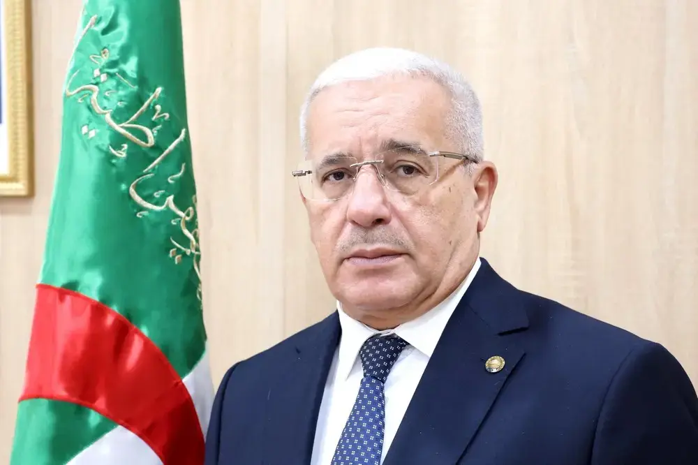 بوغالي يُهنئ الناجحين في شهادة التعليم المتوسط