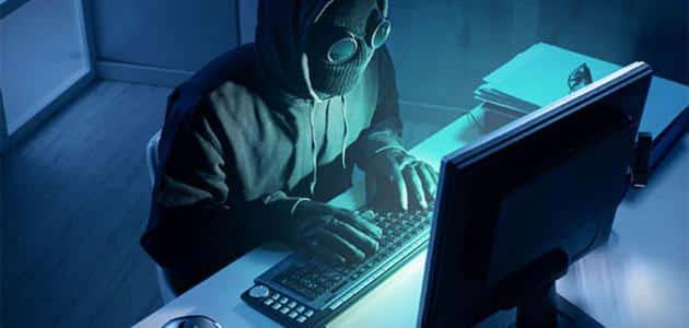 مستغانم/ فرقة مكافحة الجرائم السيبرانية تفكك شبكة  إجرامية مختصة في النصب والاحتيال  عبر الفضاء السيبراني توهم ضحاياها ببيع محركات السيارات بأسعار مغرية