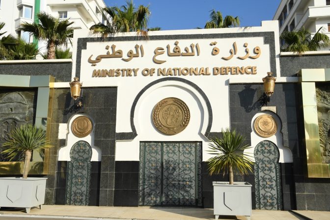الأمين العام لوزارة الدفاع يستقبل المدير الوطني للتسليح الإيطالي