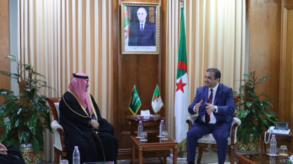 تعاون جزائري-سعودي في مجال تحلية مياه البحر