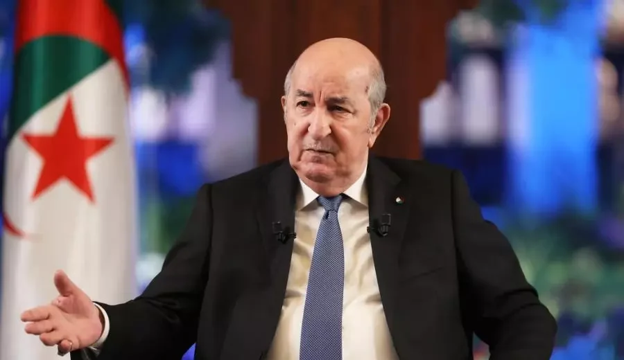 رئيس الجمهورية يجري اللقاء الإعلامي الدوري مع ممثلي الصحافة