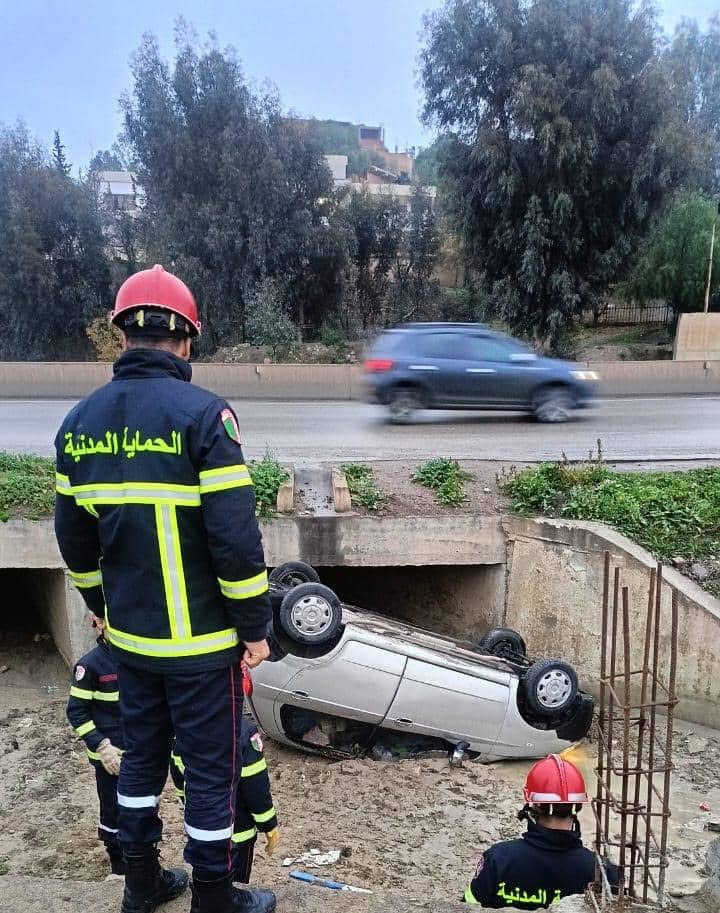 إصابة 4 أشخاص في حادث مرور بالطريق السيار في المدية