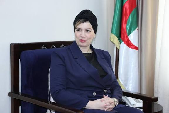 تواصل الورشات الوطنية لتطوير التكفل بأطفال اضطراب طيف التوحد