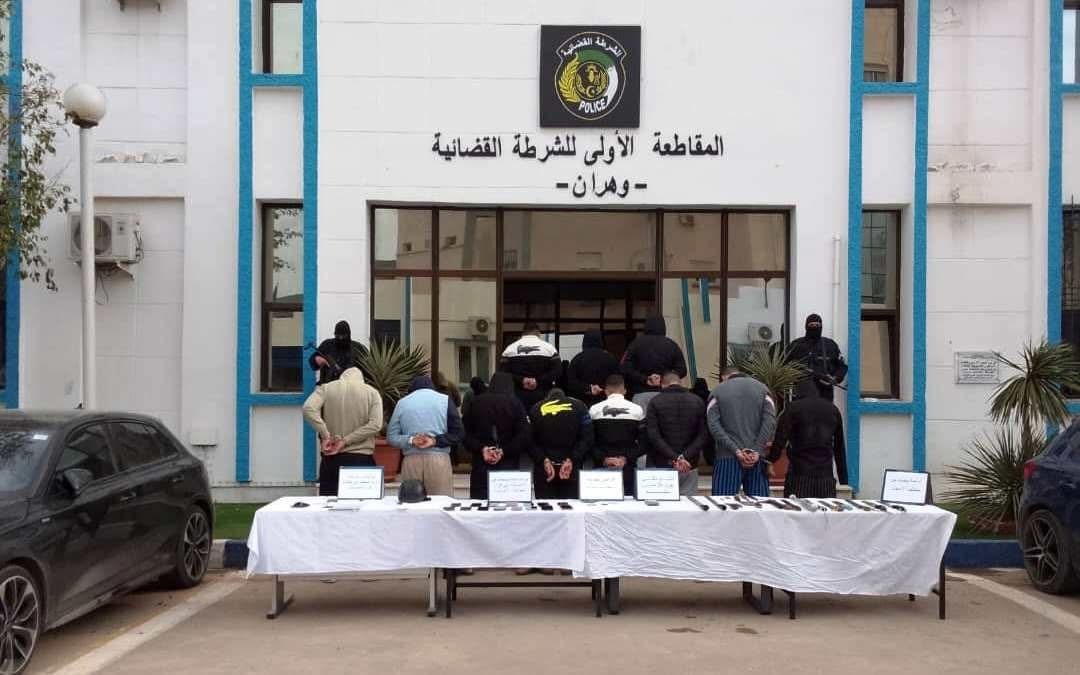 شرطة وهران تفكك عصابة أحياء وتضع حداً لنشر خطاب العنف عبر مواقع التواصل