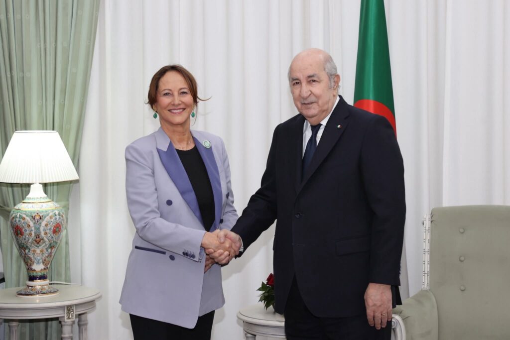 رئيس الجمهورية يستقبل رئيسة جمعية فرنسا الجزائر