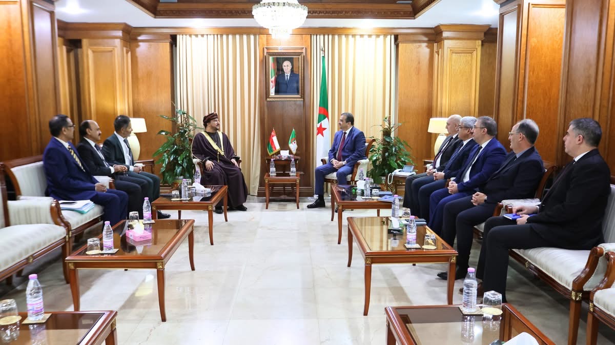 عرقاب يستقبل وفدًا عن مجموعة سهيل بهوان القابضة ويبحث تعزيز الشراكة في قطاع الأسمدة