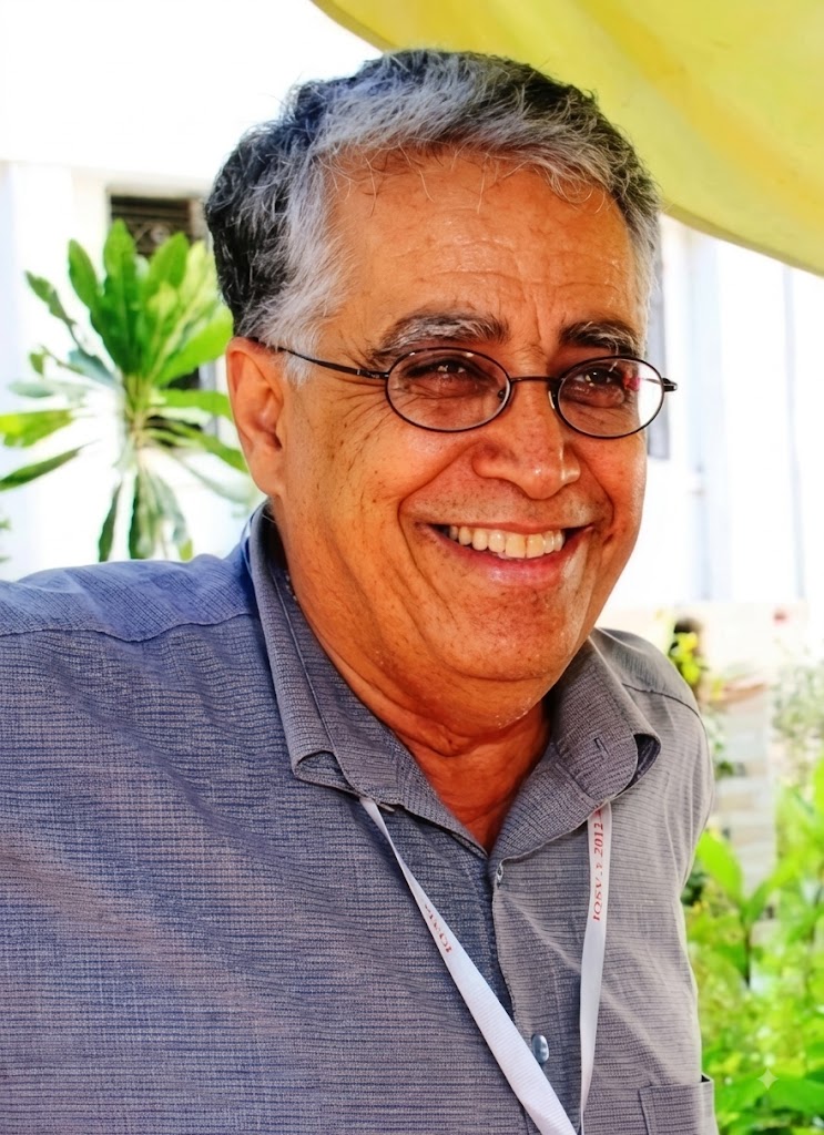 وفاة الصحفي والكاتب المسرحي سيد أحمد سهلة عن عمر ناهز 74 سنة