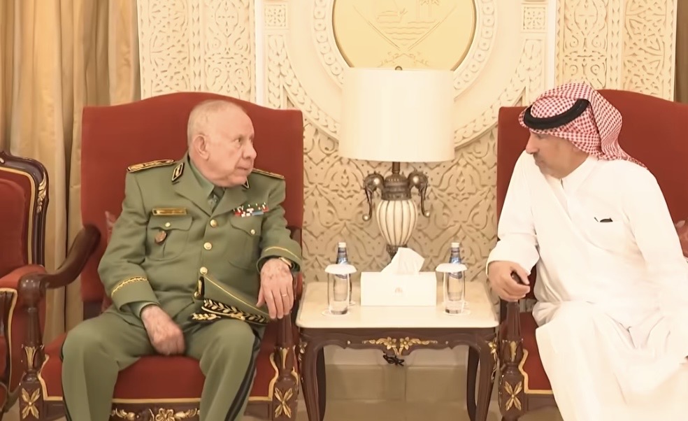 زيارة الفريق أول شنقريحة إلى دولة قطر متواصلة  في يومها الثاني