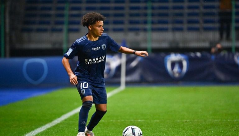 لاعب جزائري يتفوق على حكيمي في بداية الدوري الفرنسي