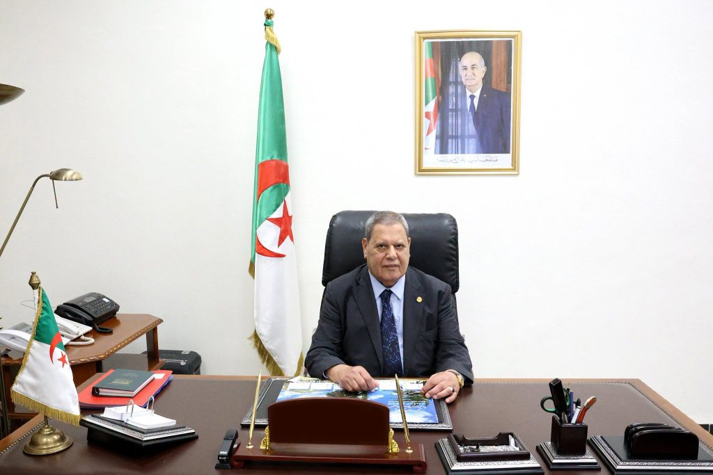 تنصيب رئيس جديد للمجموعة البرلمانية للثلث الرئاسي