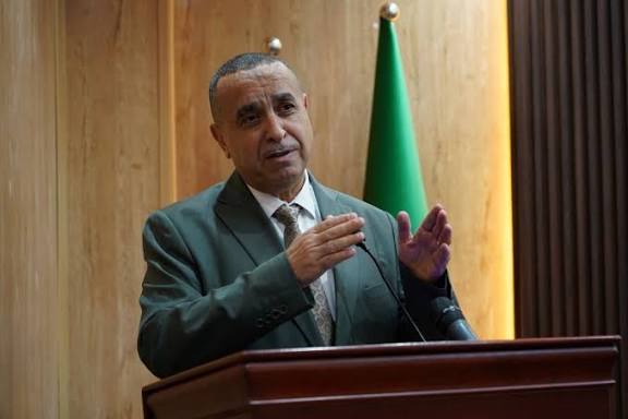 عجال يُستقبل من قبل رئيس الموزمبيق ويُبلّغه تحيات الرئيس تبون