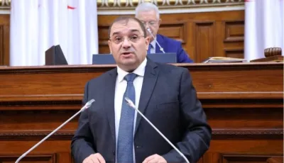 لطفي بوجمعة يحِلّ بالقليعة لتكريم المساجين حفظة القرآن الكريم