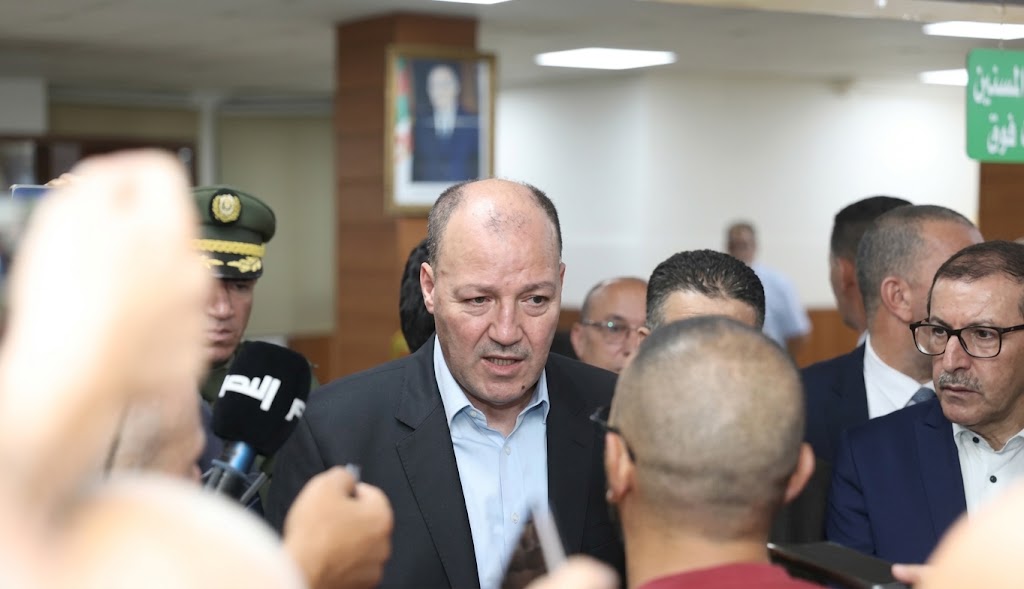 وزير العمل من جيجل: الدولة تواصل التكفل بمتضرري الحرائق ومرافقتهم