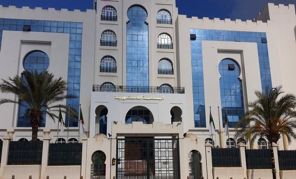 المحكمة الدستورية.. تعيين فوجي عمل لدراسة الطعنين المودعين