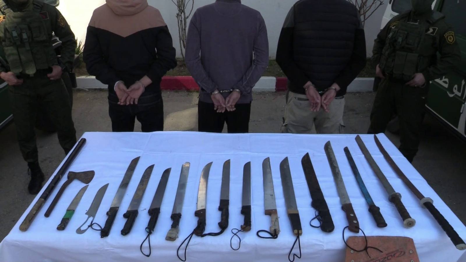 على إثر تداول مقطع فيديو..الإطاحة بعصابة أحياء تقوم بزرع الرعب وسط أحياء شعبية بعنابة