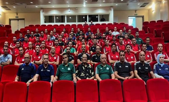 تنظيم المدرية الوطنية للتحكيم ملتقى لحكام النخبة بوهران قبل إنطلاق الموسم