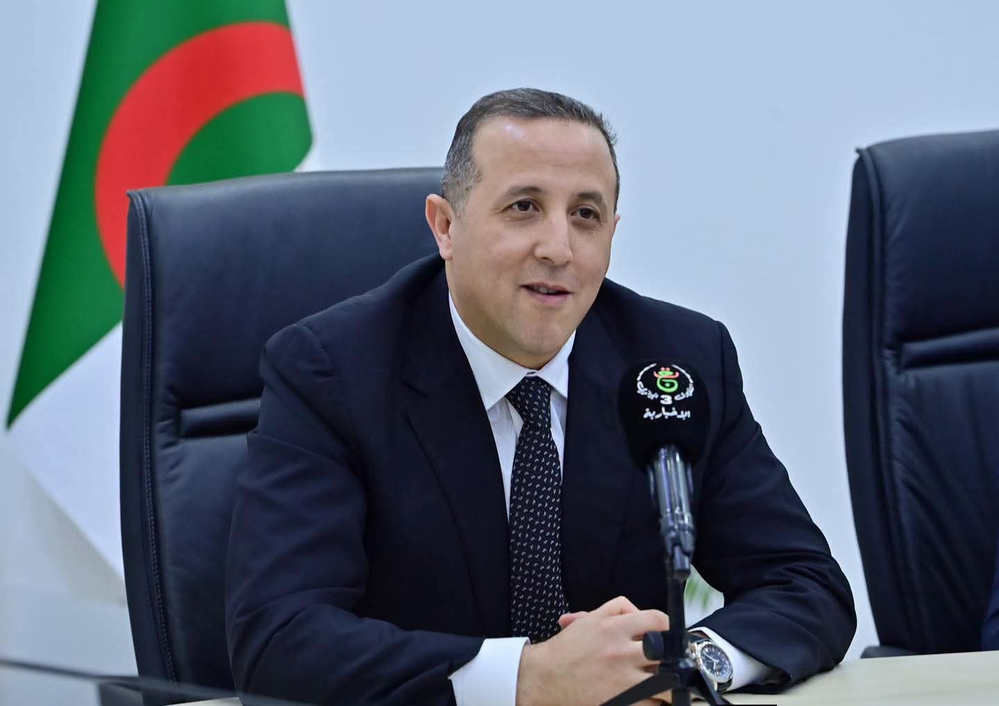 محمد لمين لبو وزيرا المالية.. فمن هو؟!