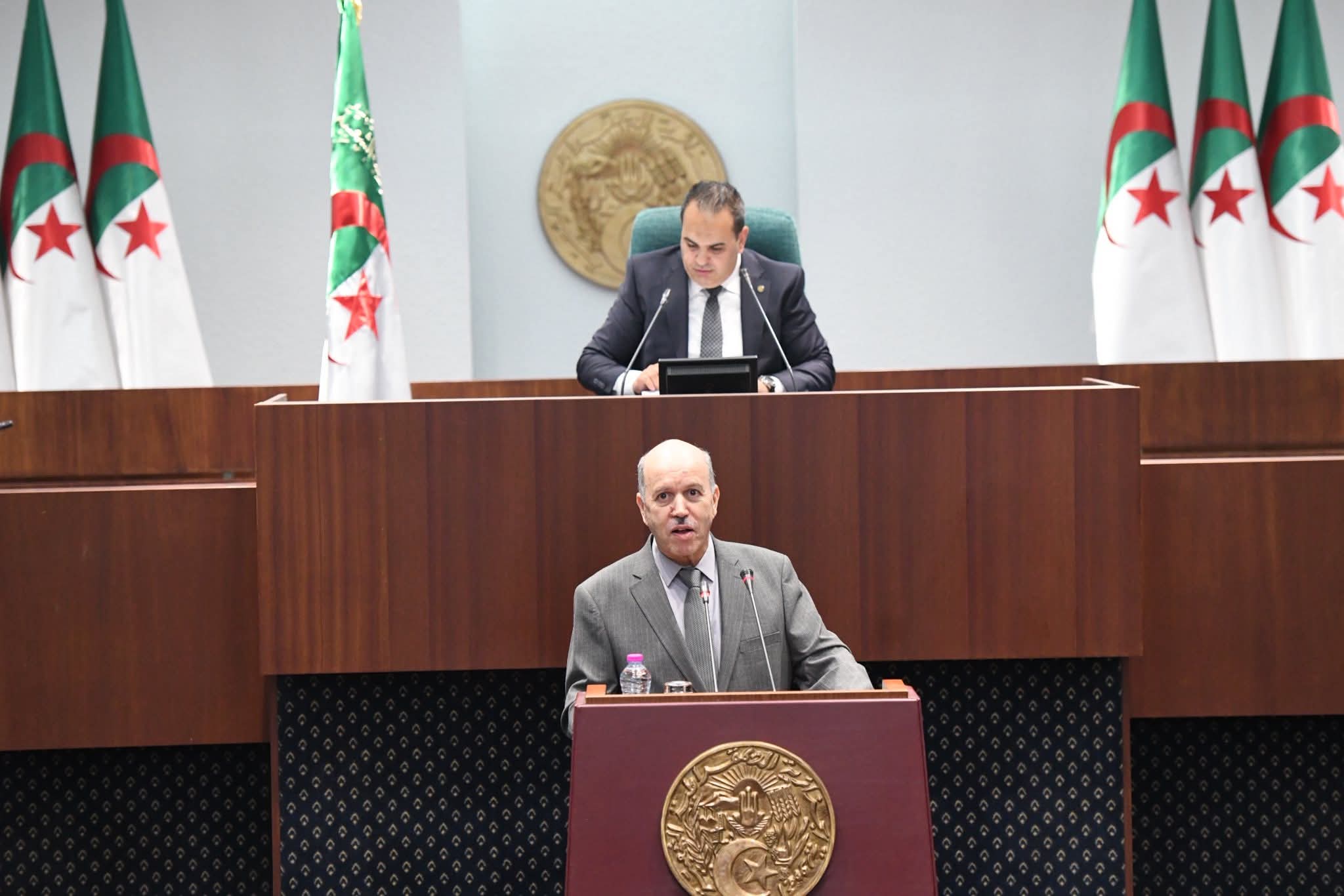 وزير العمل: منحة البطالة “حماية اجتماعية” لطالبي الشغل