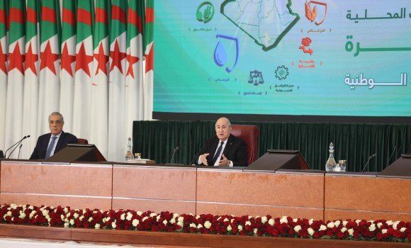 رئيس الجمهورية يؤكد على ضرورة جعل لقاء الحكومة مع الولاة فرصة لتعزيز المكاسب المحققة