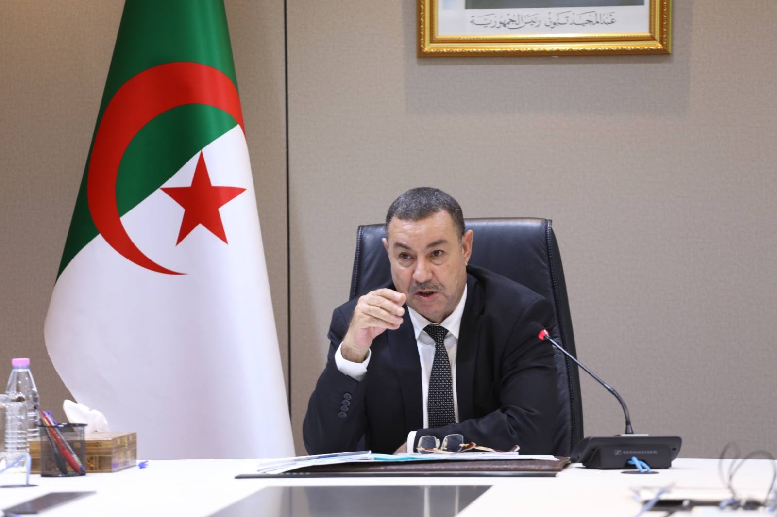 وزير النقل يبحث تنفيذ تعليمات رئيس الجمهورية والتحضيرات لمعرض التجارة البينية الإفريقية
