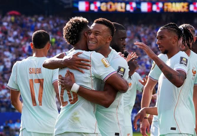 فرنسا تُعاقب المغرب بثنائية نظيفة وتبلغ نصف النهائي كأس العالم 2026
