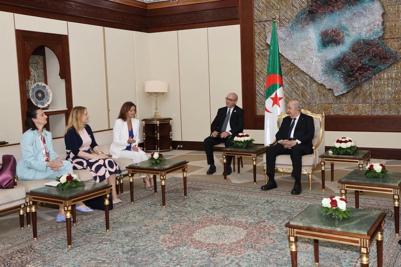 رئيس الجمهورية يستقبل نائبة رئيس الوزراء وزيرة الشؤون الخارجية والأوروبية لجمهورية سلوفينيا