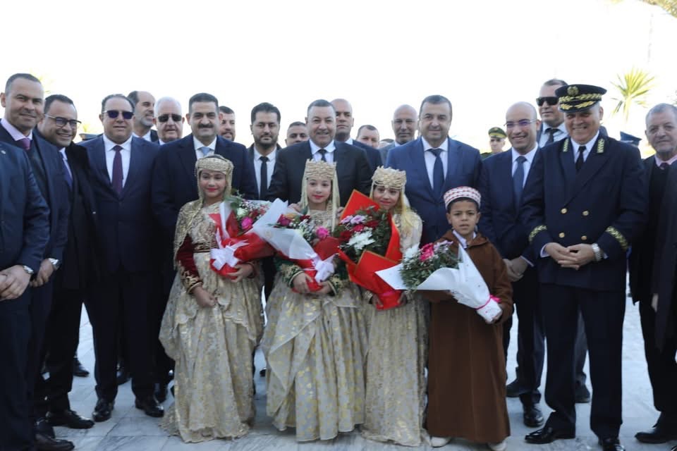 وزير الداخلية يشرف على تدشين الملحقة الجهوية لوزارة الخارجية بوهران