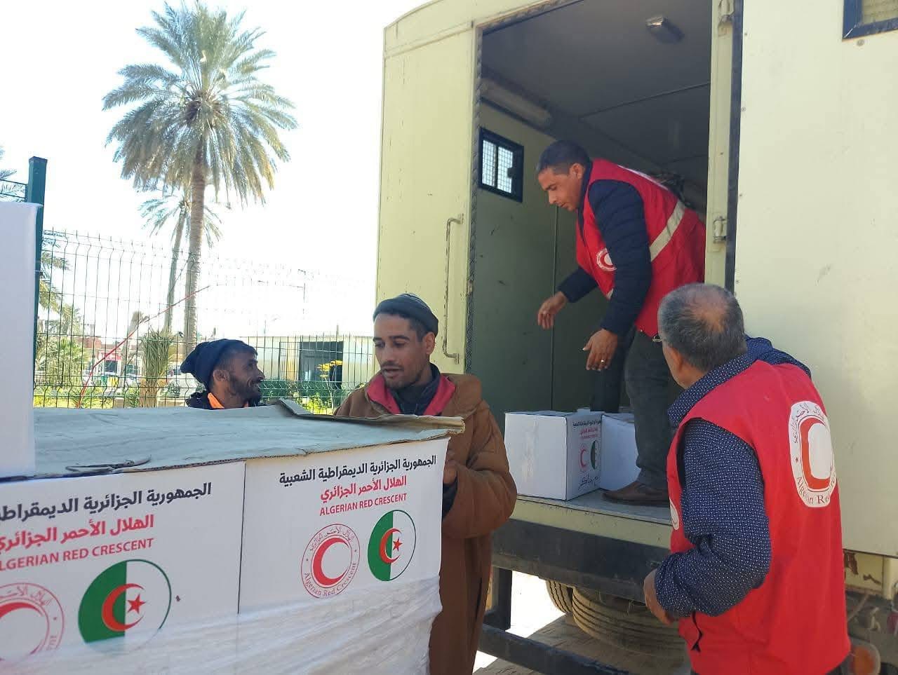 انطلاق العملية التضامنية لتوزيع الطرود الغذائية على العائلات المعوزة بأولاد جلال