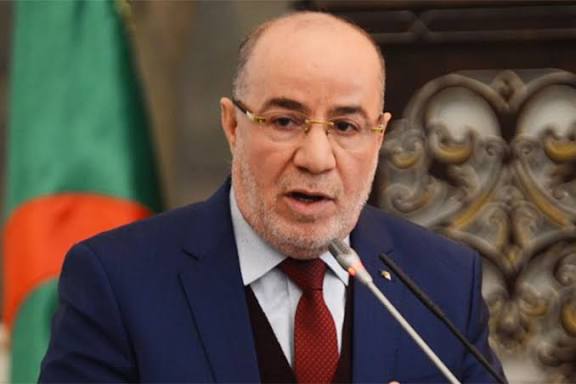 بلمهدي يشيد بدور الإرشاد النسوي في تعزيز الاستقرار الأسري والاجتماعي